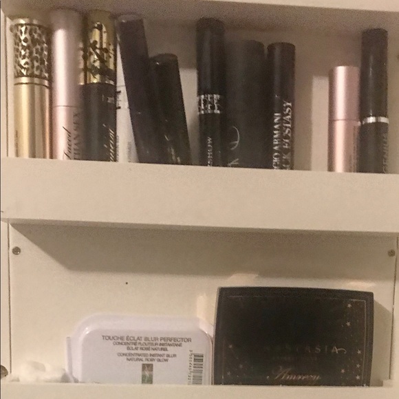 Everything - Picture 2 of 8